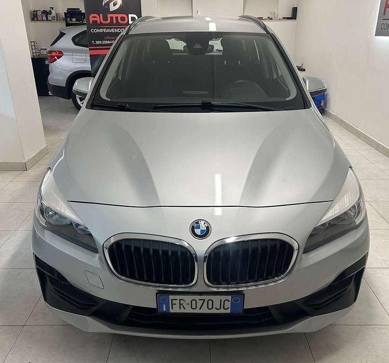 Usata BMW 216 Active Tourer Luxury Line 116 CV (85 kW) 2018 Grigio Monovolume