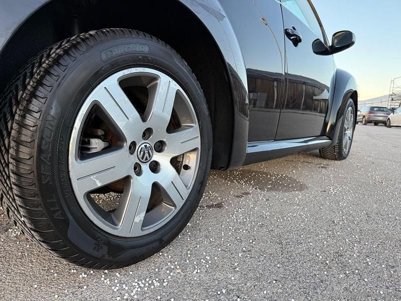 Usata VW Beetle 105 CV (77 kW) 2007 Nero Cabrio