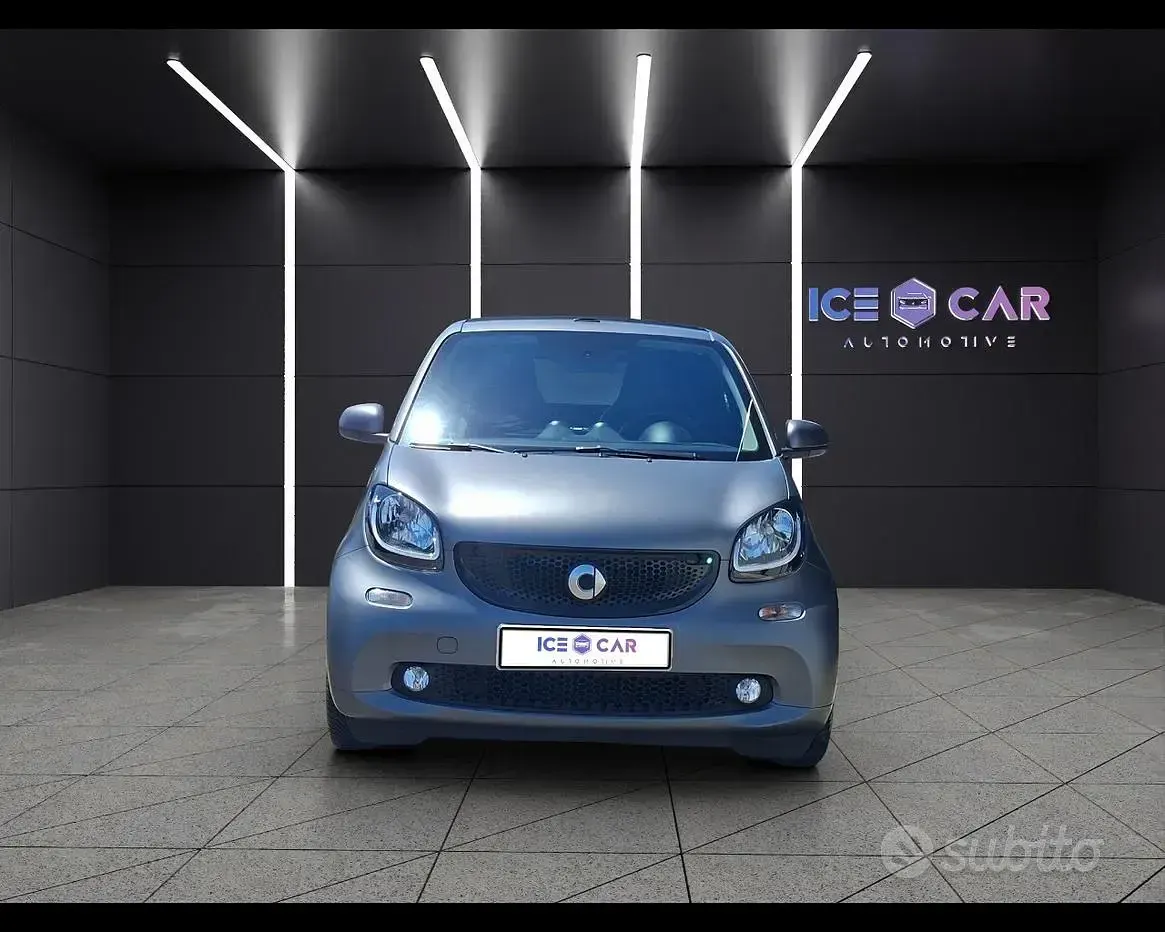Usata Smart ForTwo Cabrio 90 CV (66 kW) 2019 Grigio Cabrio