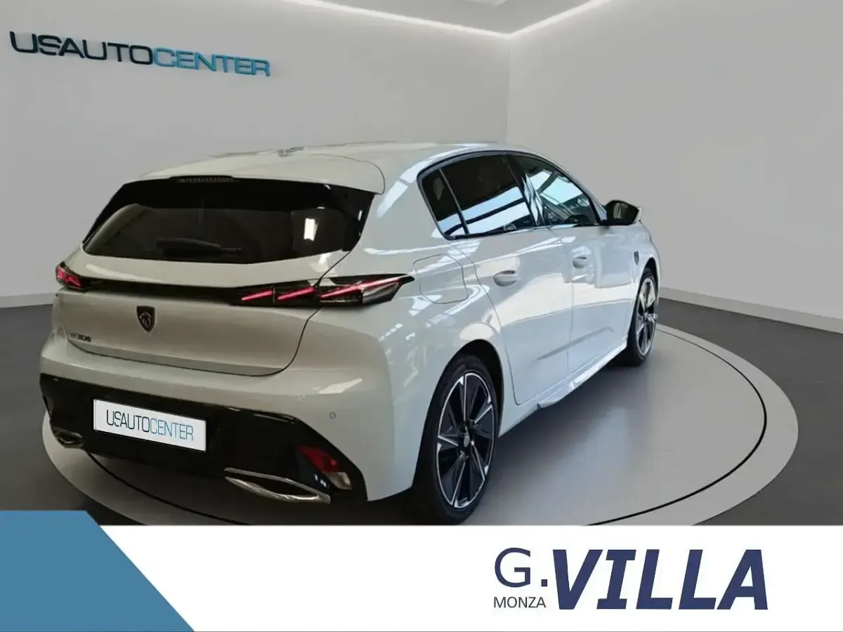 Usata Peugeot 308 GT 114 kW (156 CV) 2023 Bianco Berlina
