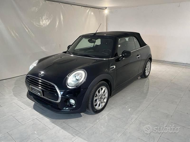 Usata Mini Cooper D Cabriolet 116 CV (85 kW) 2018 Nero Cabrio