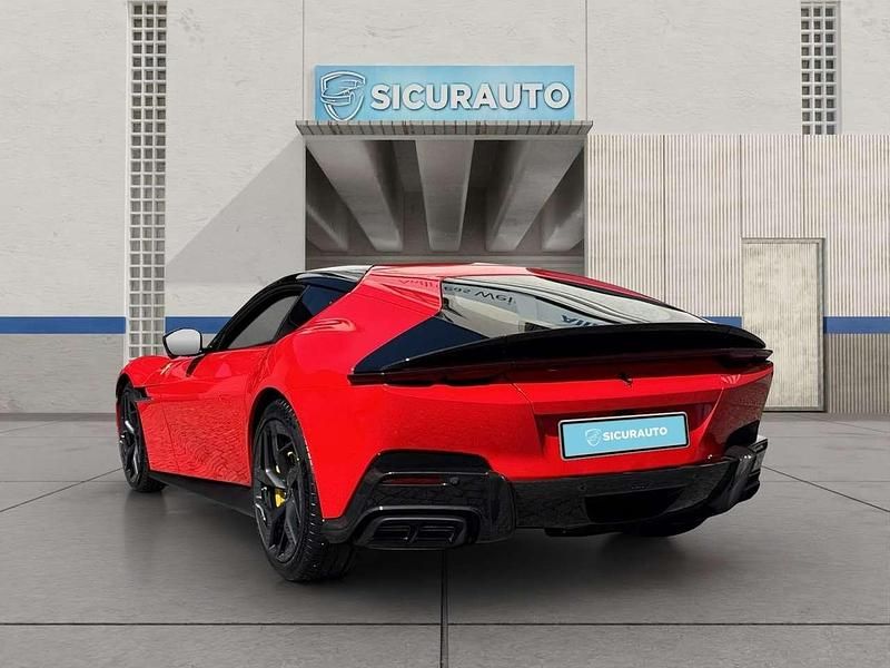 Nuova Ferrari 12 Cilindri 829 CV (609 kW) 2025 Rosso scuderia Coupé
