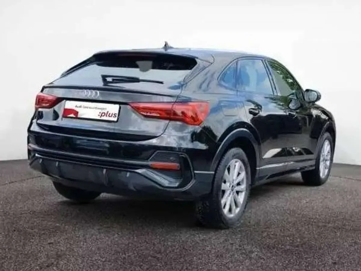 Usata Audi Q3 Sportback S-Line 150 CV (110 kW) 2023 Nero SUV