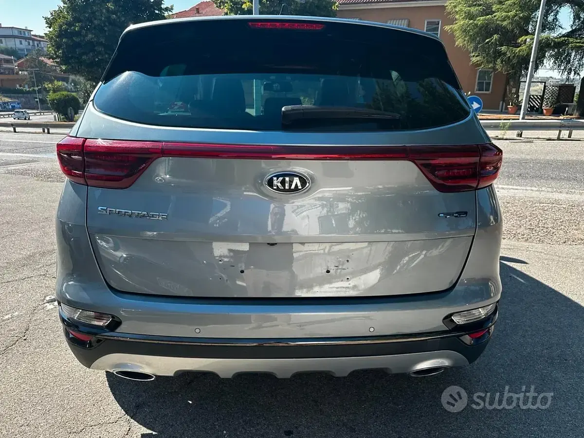 Usata Kia Sportage GT-Line 136 CV (100 kW) 2020 Grigio SUV