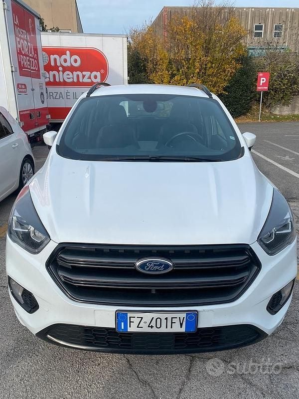 Bianco Usata 2019 Ford Kuga ST-Line SUV | 13.500 € (Super prezzo) - Immagine 1/4
