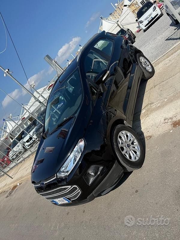Usata Ford Ecosport Titanium 125 CV (91 kW) 2017 Nero SUV