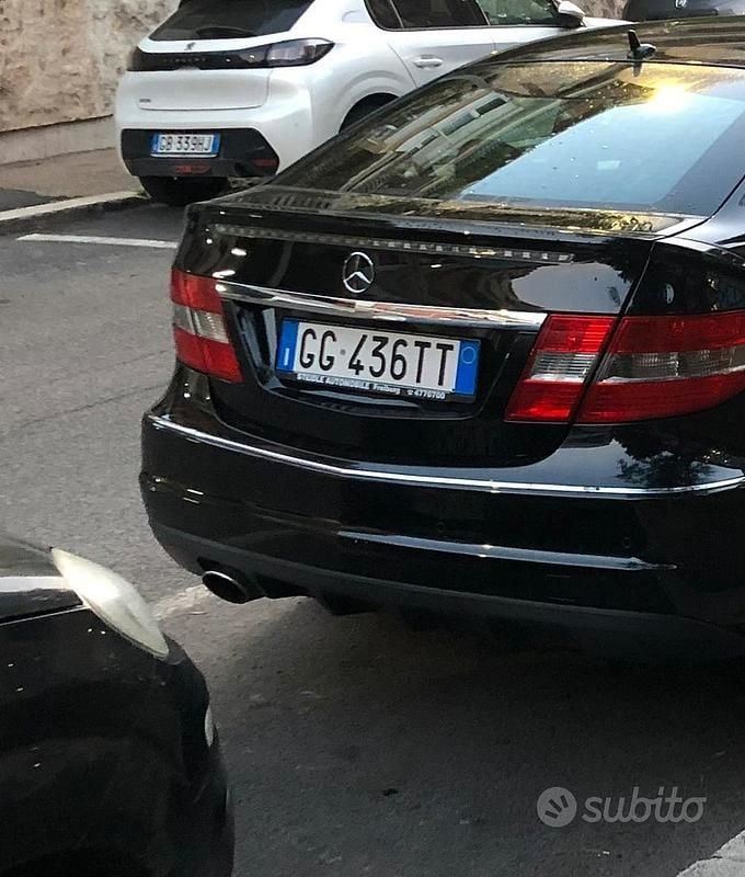 Usata Mercedes CLC180 143 CV (105 kW) 2011 Nero Utilitaria