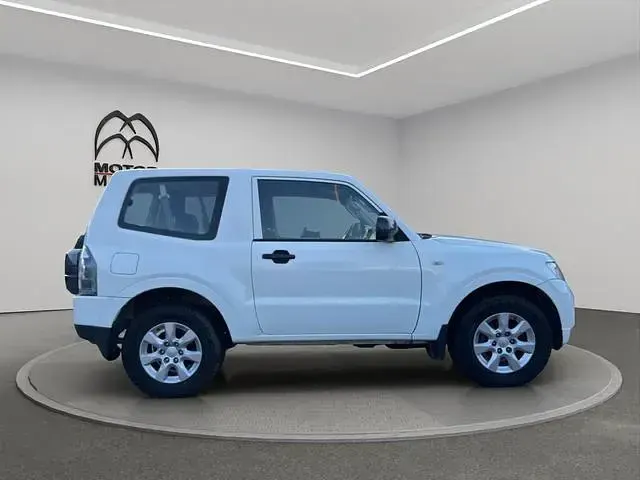 Usata Mitsubishi Pajero 190 CV (139 kW) 2018 Bianco SUV