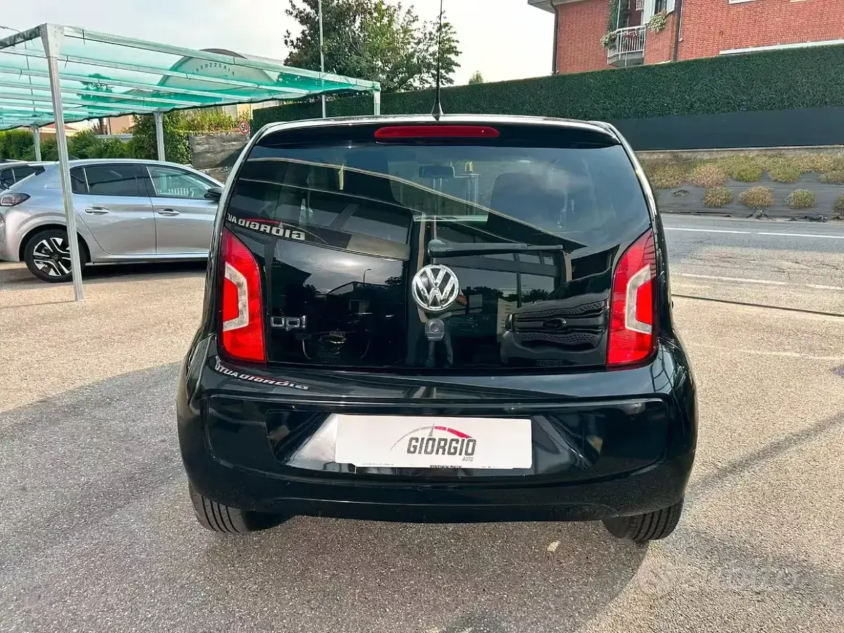 Usata VW up! high up! 75 CV (55 kW) 2012 Nero Utilitaria