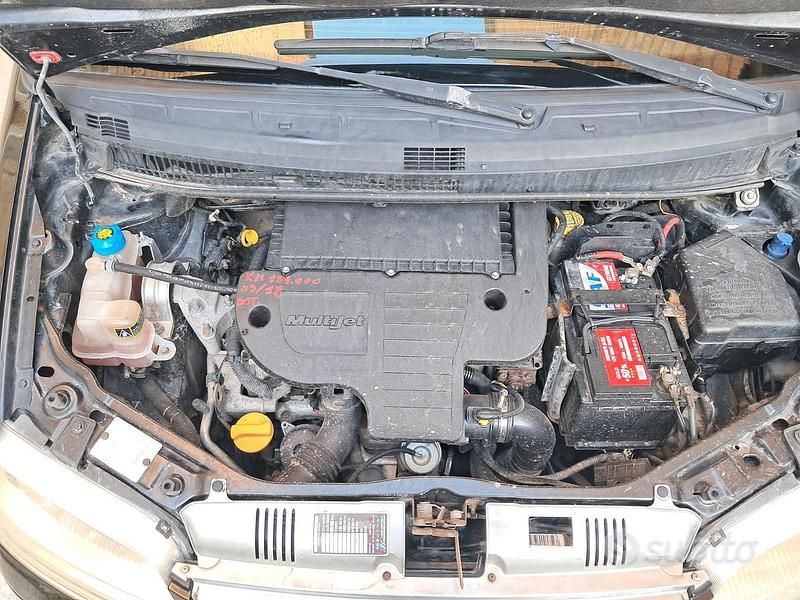 Usata Fiat Idea 90 CV (66 kW) 2005 Nero Monovolume