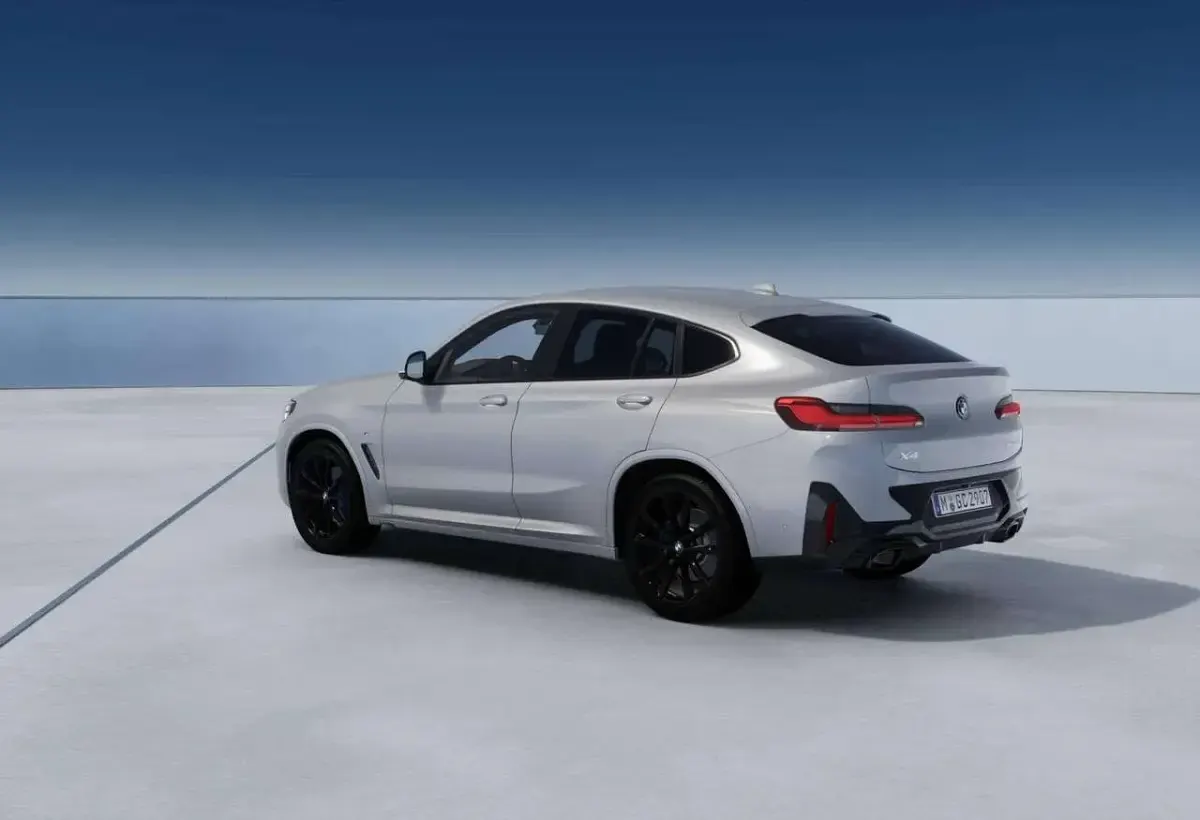 Usata BMW X4 M Sport 190 CV (139 kW) 2025 Brooklyn grey SUV