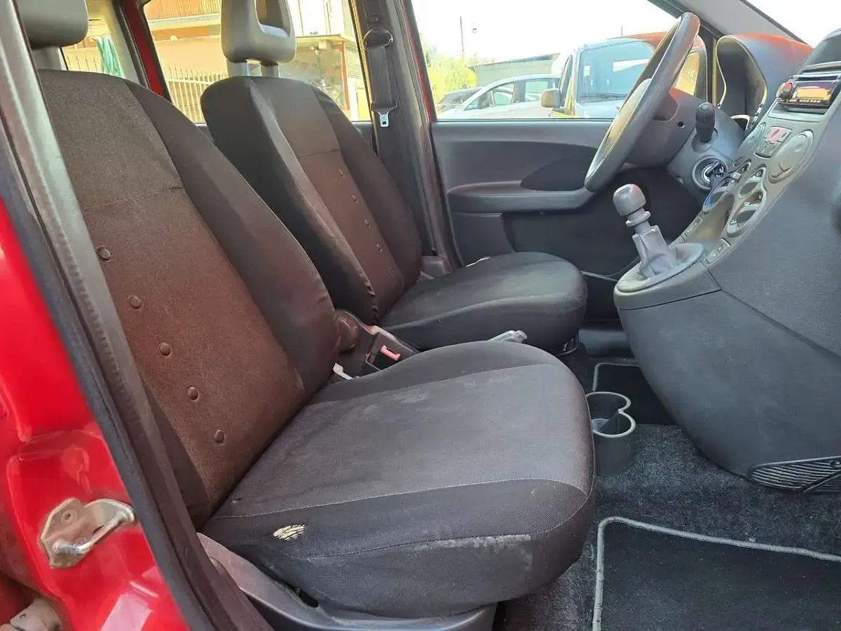 Usata Fiat Panda Emotion 69 CV (50 kW) 2010 Rosso Utilitaria
