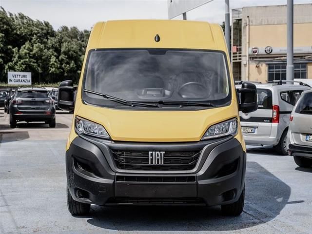 Usata Fiat Ducato 33 120 CV (88 kW) 2023 Nessuno Furgone