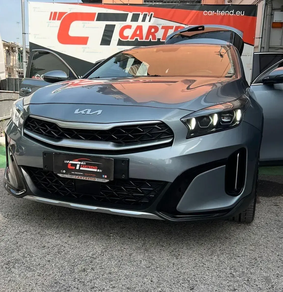 Usata Kia XCeed 136 CV (100 kW) 2022 Grigio SUV