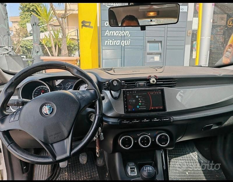 Usata Alfa Romeo Giulietta Distinctive 109 CV (80 kW) 2011 Bianco Utilitaria