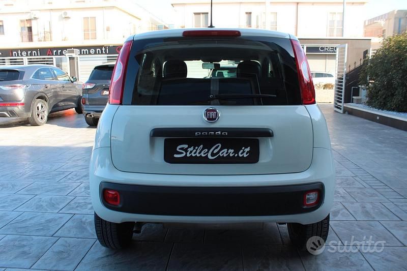 Usata Fiat Panda Easy 86 CV (63 kW) 2020 Bianco gelato pastello Utilitaria
