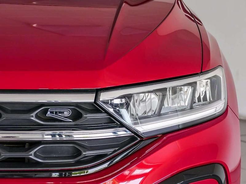 Usata VW T-Roc R-line 110 CV (80 kW) 2022 Kings red metallizzato deep black perlato SUV