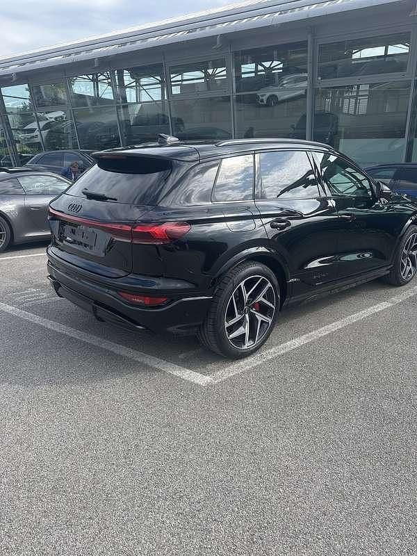 Usata Audi SQ6 e-tron Sport 119 kW (163 CV) 2025 SUV