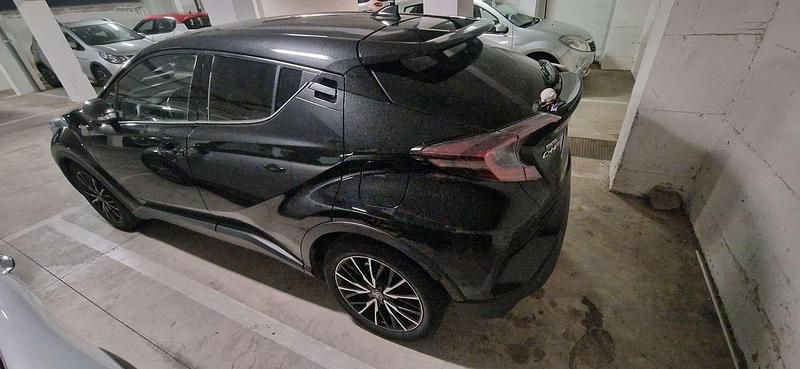 Usata Toyota C-HR Lounge 98 CV (72 kW) 2019 SUV