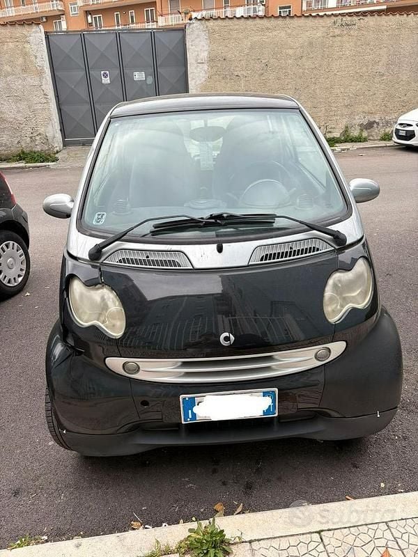 Usata 2004 Smart ForFour Utilitaria | 2000 € (Super prezzo) - Immagine 1/4