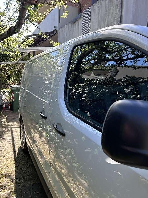 Usata Opel Vivaro 120 CV (88 kW) 2019 Bianco Monovolume