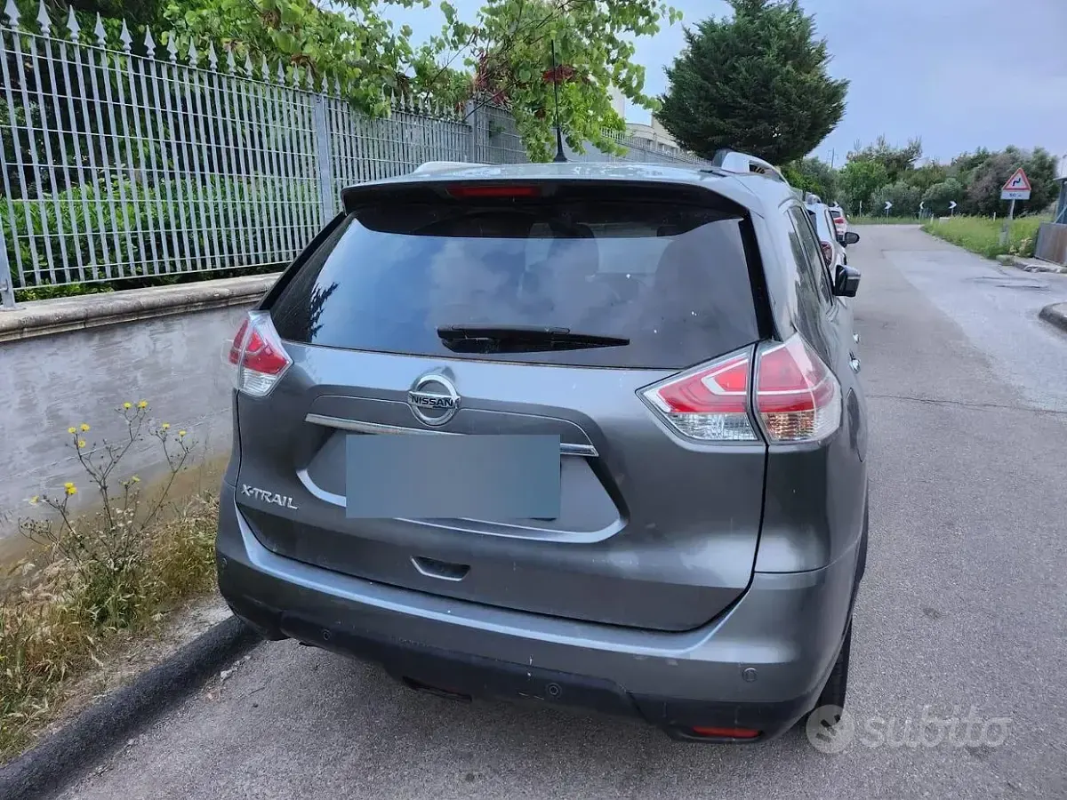Usata Nissan X-Trail 131 CV (96 kW) 2015 Grigio SUV