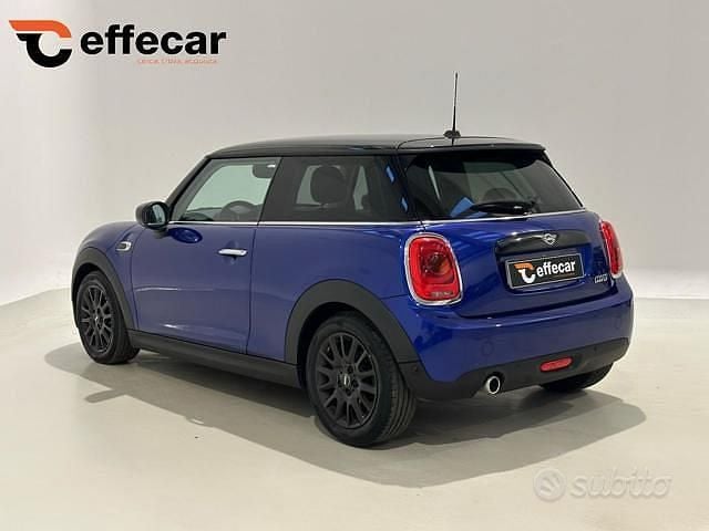 Usata Mini Cooper Business 136 CV (100 kW) 2021 Blu Utilitaria