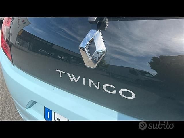Usata Renault Twingo SE 65 CV (47 kW) 2022 Azzurro Utilitaria