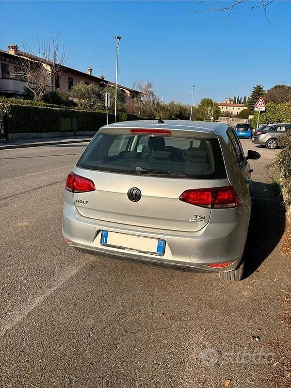 Usata VW Golf VII 85 CV (62 kW) 2017 Grigio Berlina