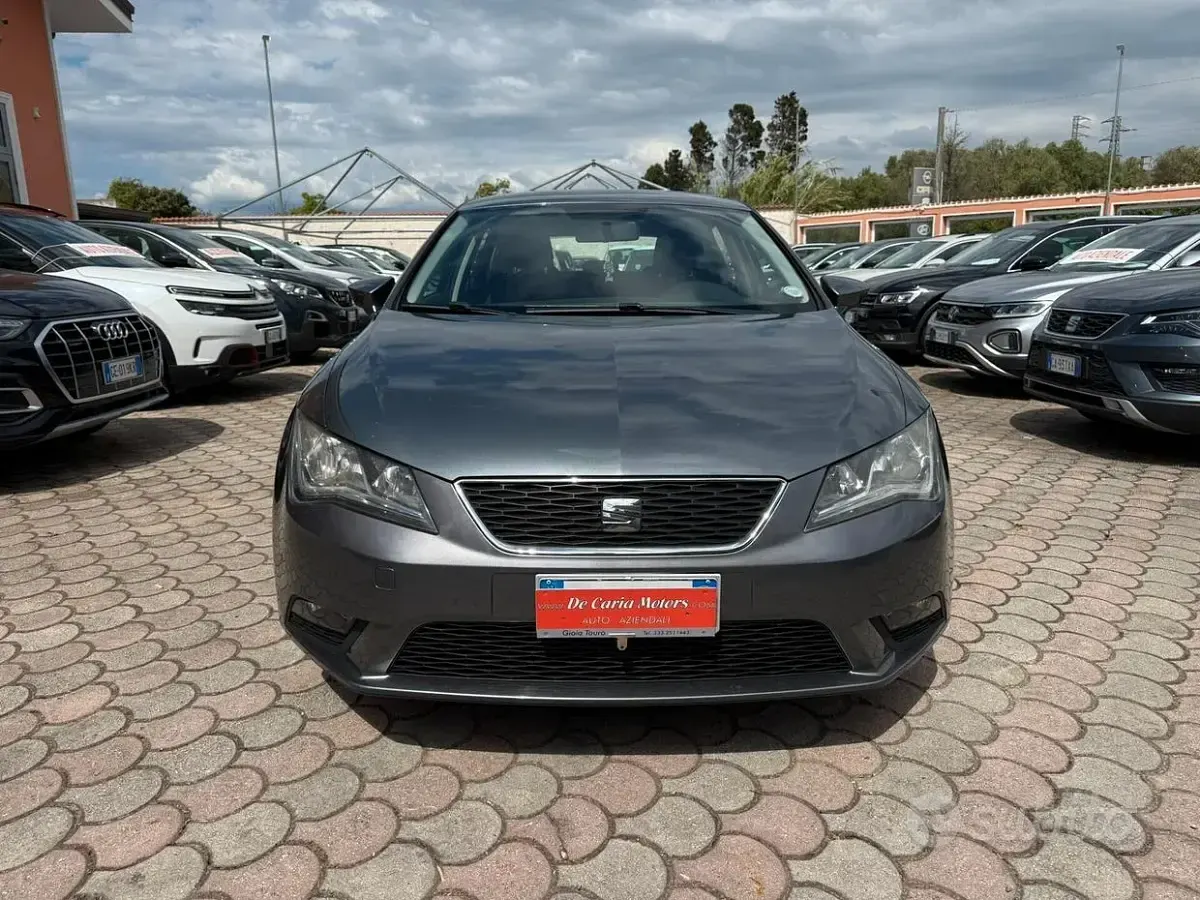 Usata Seat Leon Style 110 CV (80 kW) 2015 Grigio Berlina