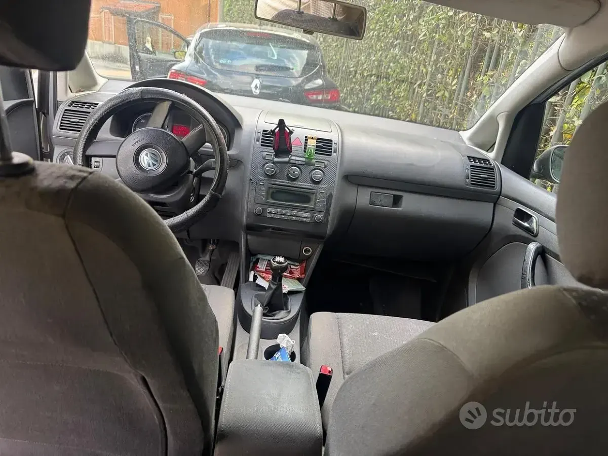 Usata VW Touran 101 CV (74 kW) 2004 Grigio Monovolume