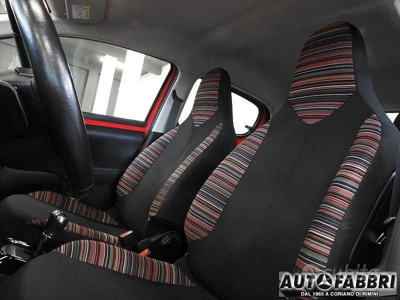 Usata Citroën C1 Shine 72 CV (52 kW) 2019 Rosso Utilitaria