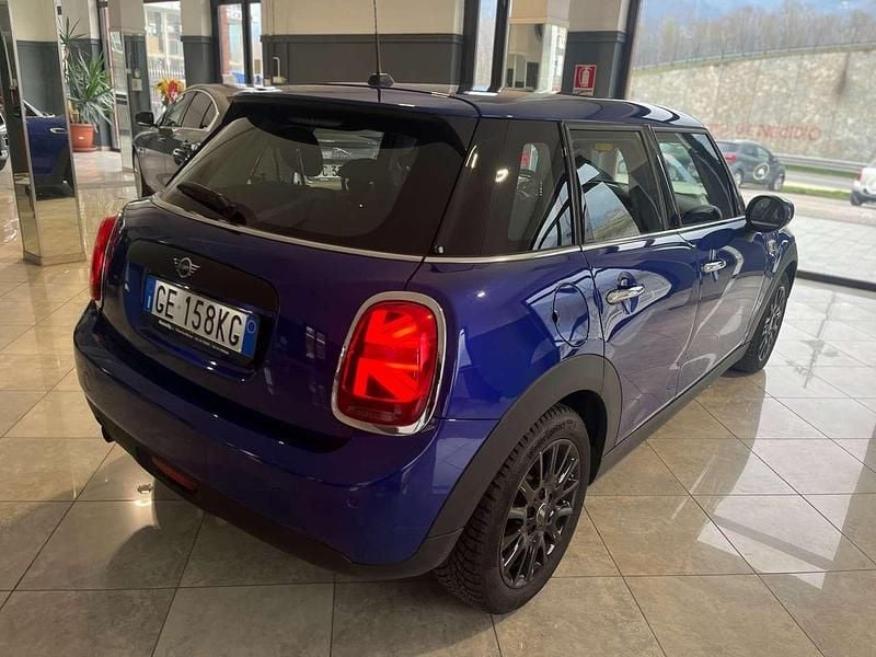 Usata Mini ONE 75 CV (55 kW) 2021 Blu/azzurro Utilitaria