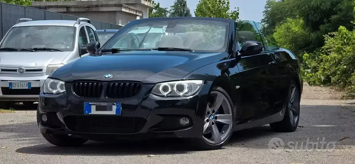 Usata BMW 320 Cabriolet Efficient Dynamics 170 CV (125 kW) 2011 Nero Cabrio