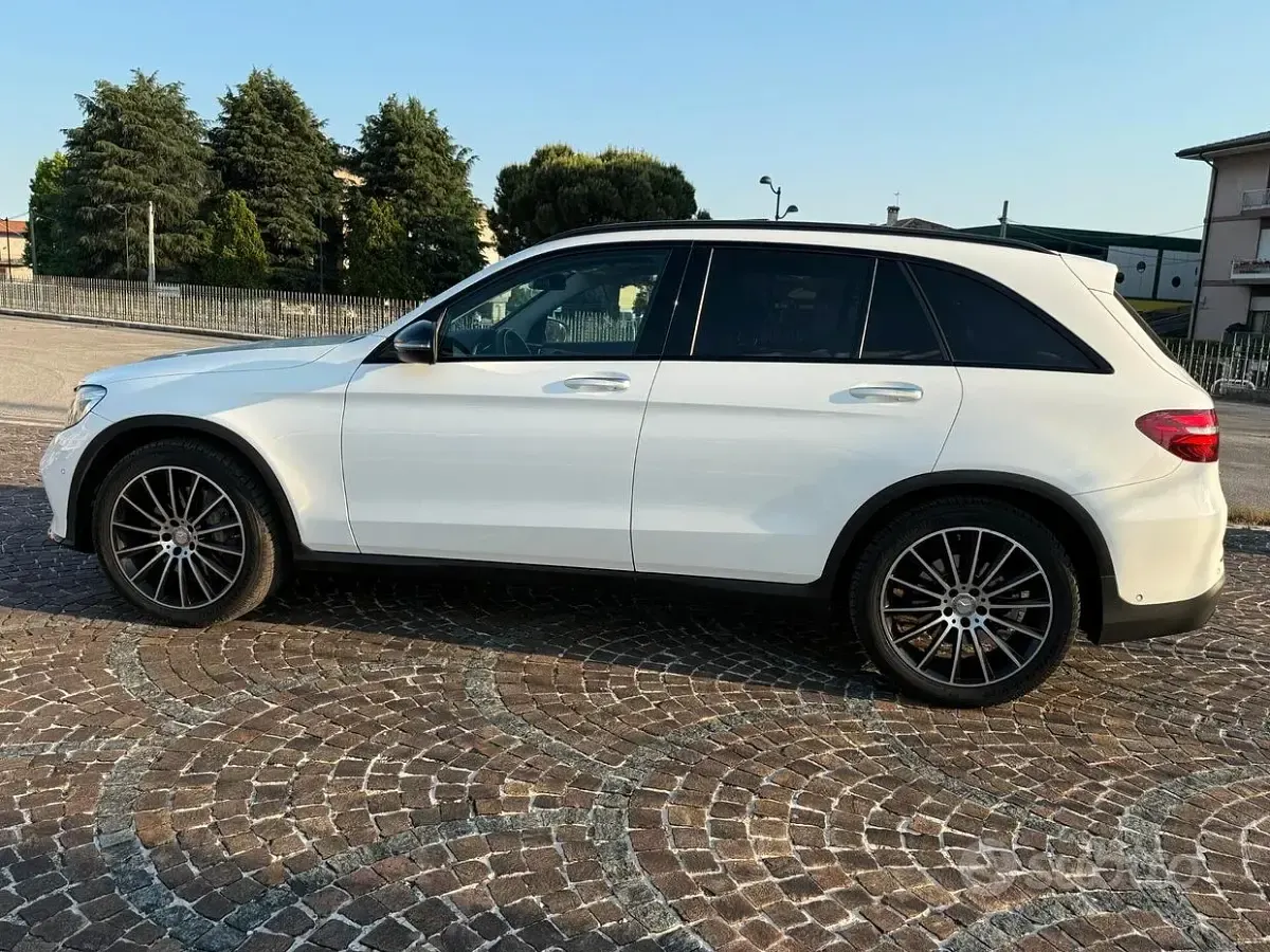 Usata Mercedes GLC250 Executive 204 CV (150 kW) 2015 Bianco SUV