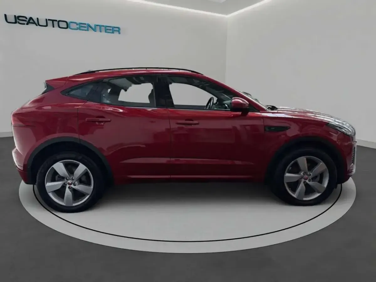 Usata Jaguar E-Pace R-Dynamic 179 CV (131 kW) 2019 Bordeaux SUV