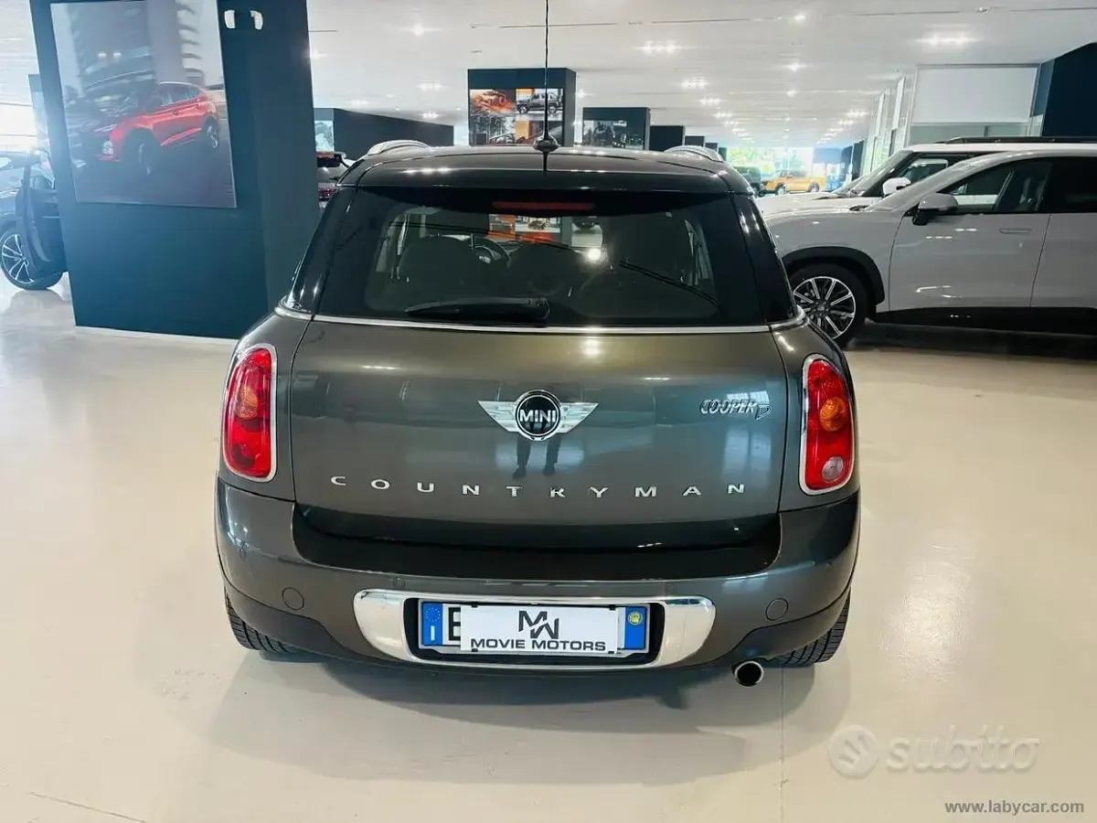 Usata Mini Cooper D Countryman Business 111 CV (81 kW) 2014 Grigio SUV