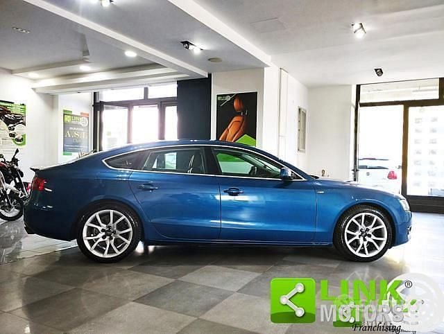 Usata Audi A5 S-Line 211 CV (155 kW) 2011 Blu Coupé