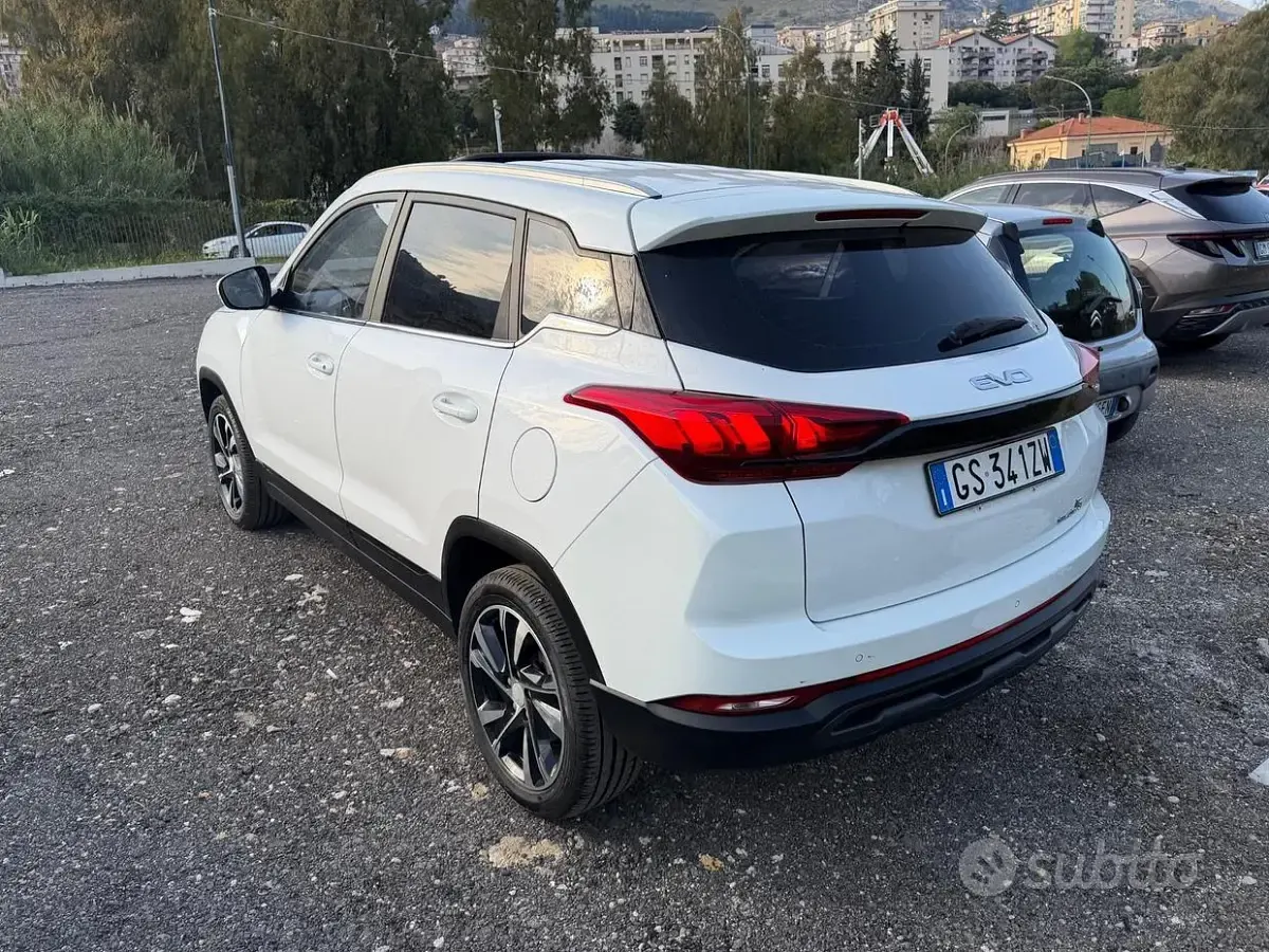 Usata EVO Evo 5 120 CV (88 kW) 2024 Bianco SUV
