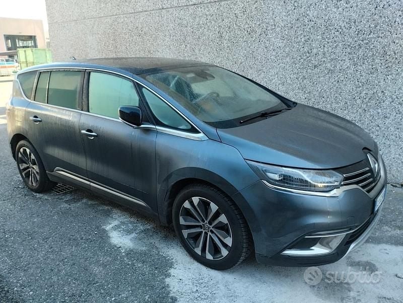 Grigio Usata 2022 Renault Espace Monovolume | 15.500 € (Ottimo prezzo) - Immagine 1/4