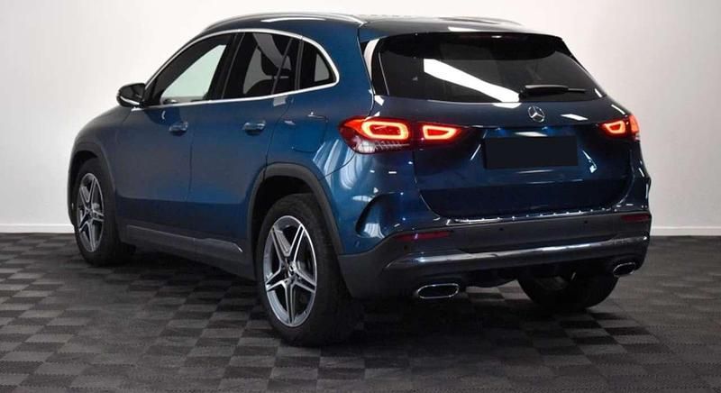 Usata Mercedes GLA220 Premium 190 CV (139 kW) 2022 Blu/azzurro SUV