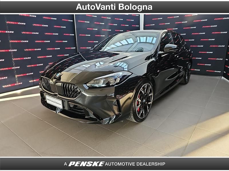 Usata 2024 BMW 118 Comfort Edition Due volumi | 35.850 € (Cara) - Immagine 1/2