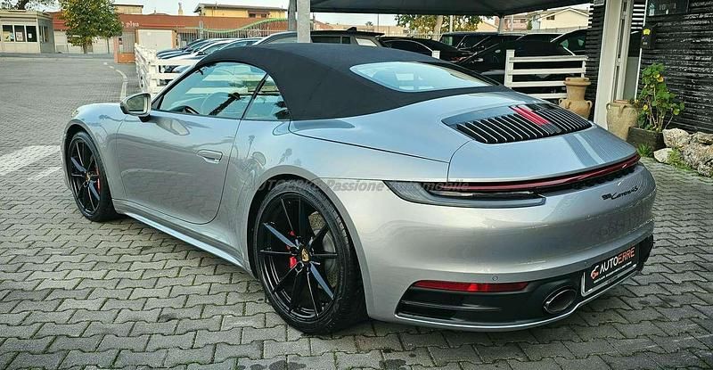 Usata Porsche 911 Carrera Cabriolet 450 CV (330 kW) 2020 Argento Cabrio