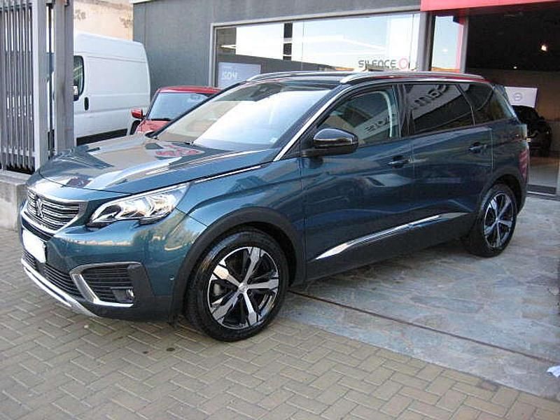 Usata Peugeot 5008 Business-Line 131 CV (96 kW) 2020 Verde Monovolume