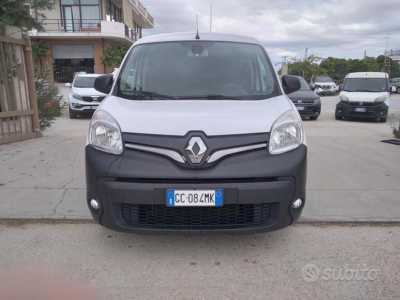 Usata Renault Kangoo 95 CV (69 kW) 2020 Bianco Monovolume