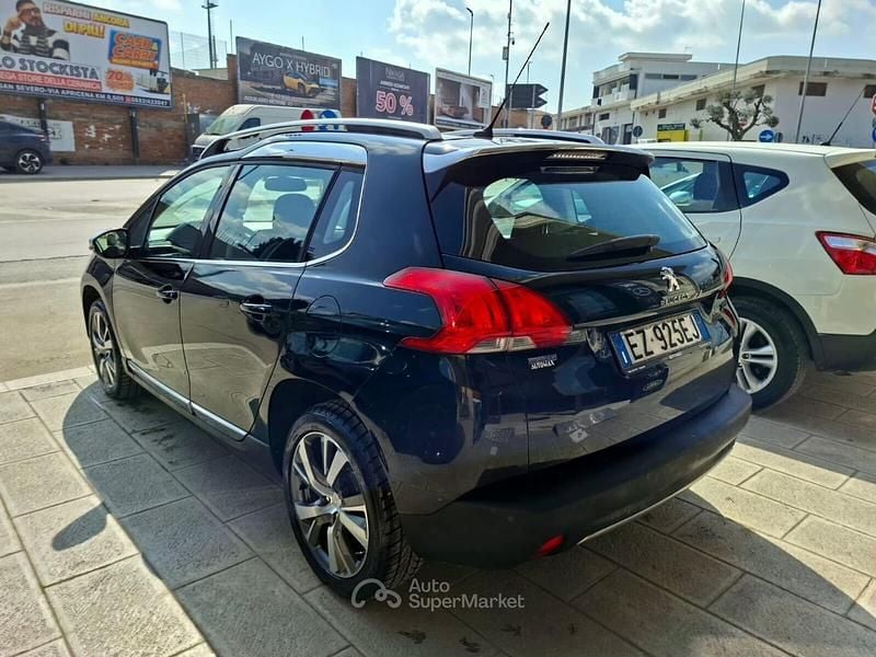 Usata Peugeot 2008 100 CV (73 kW) 2015 Nero SUV