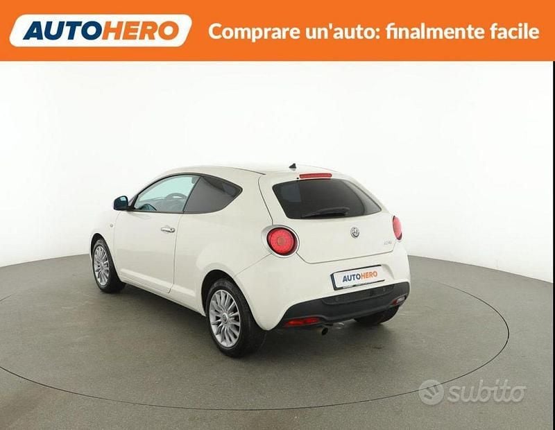 Gebraucht Alfa Romeo MiTo 78 PS (57 kW) 2017 Weiß Kleinwagen