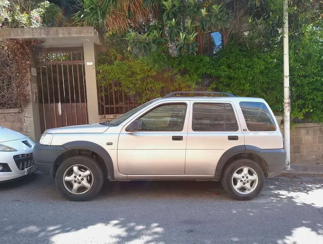Usata Land Rover Freelander 111 CV (81 kW) 2002 SUV