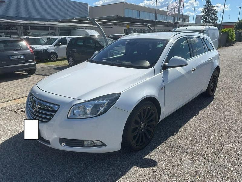 Occasion Opel Insignia Cosmo 131 ch (96 kW) 2010 Blanc Break