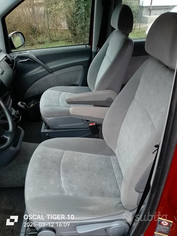 Usata Mercedes Viano 2005 Rosso Monovolume